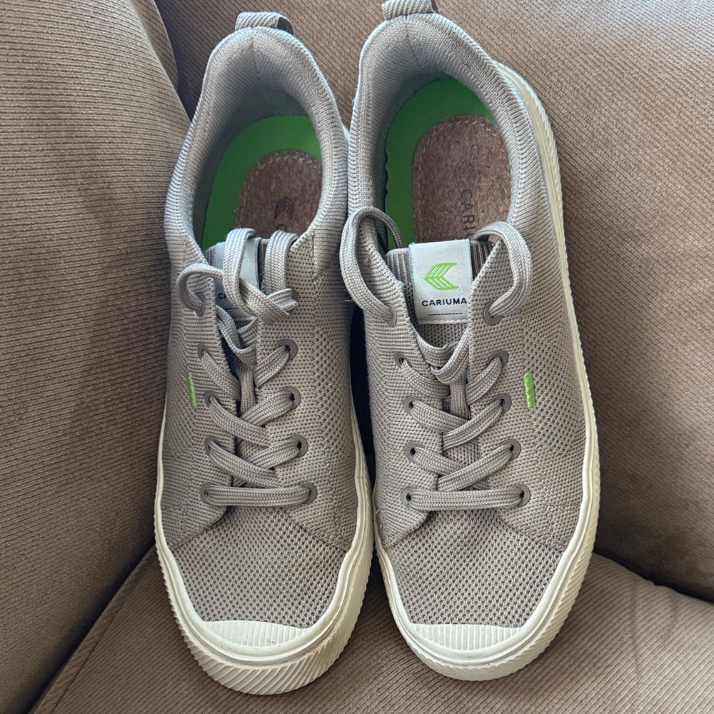 Cariuma Taupe Sneakers with Lime Details